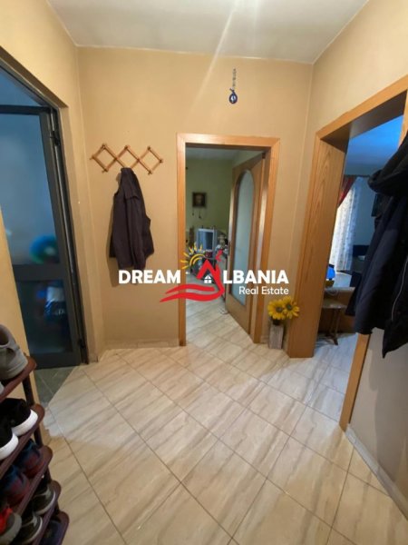 Tirane, shitet apartament 2+1 Kati 8, 97 m² 120.000 € (tek 21 Dhjetori prane Rajonit Nr.2)
