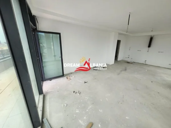 Tirane, shitet apartament 2+1 Kati 13, 150 m² 521330 € (tek Lake View prane Liqenit)