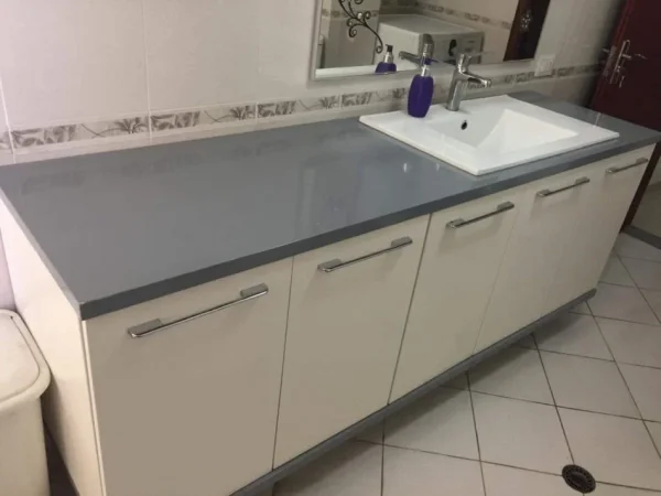 Tirane, jepet me qera apartament 1+1+2 Tualete + Ballkon Kati 3, 400 € (Astir, 2 Palmat)