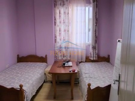 Tirane, shitet apartament 2+1+Ballkon Kati 2, 85.000 m² 139.000 € (5 Maji)