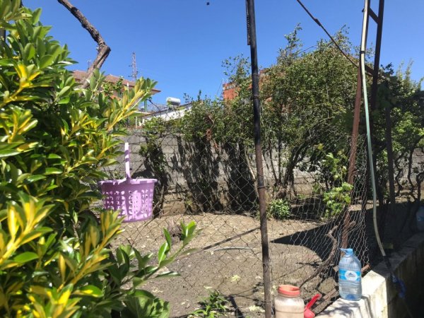 Tirane, shitet shtepi 2 Katshe , 115 m² 118.000 € (qender Babrru Tirane.)