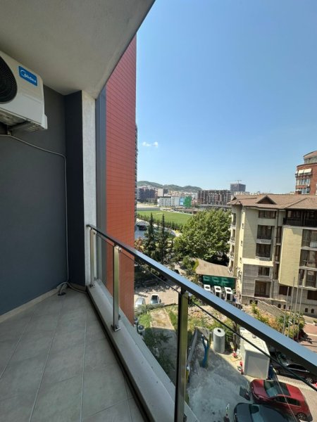 Tirane, jepet me qera apartament 2+1+Aneks+Ballkon Kati 5, 100 m² 1.000 € (Rruga e kosovareve 2+1+2)