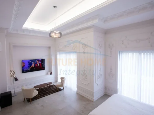 Tirane, jepet me qera Vile 3 Katshe , Rezidenca Porta e Gjelbër, në Sauk 2800 euro