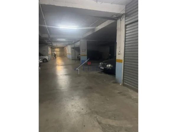 Tirane, shitet garazh | post parkimi Kati -1, 14 m² (Don Bosko)
