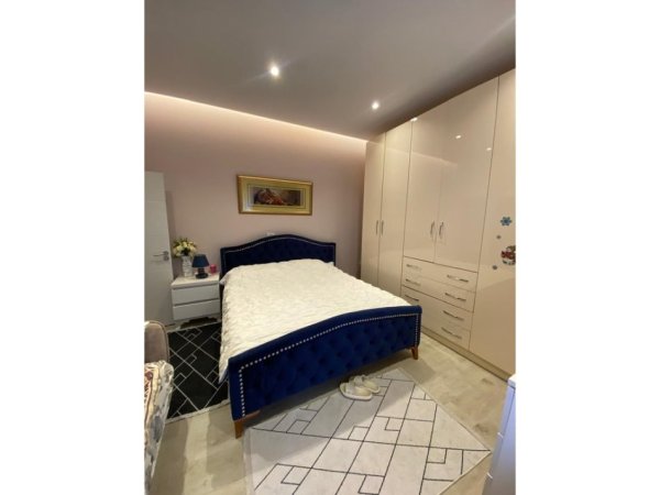 Tirane, shitet shtepi 2+1 Kati 0, 183 m² 200.000 € (Shkolla Vasil Shanto)