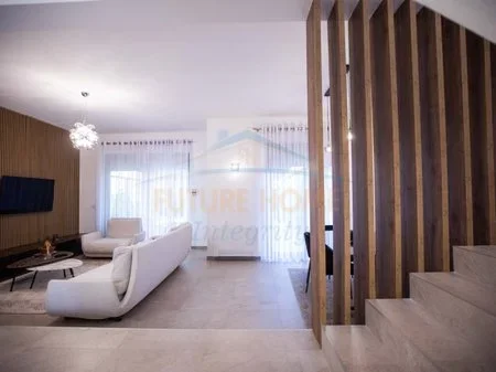 Tirane, jepet me qera Vile 2 Katshe Kati 0, 255 m² 2.500 € (Sauk)