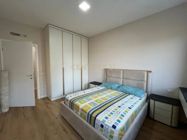 Tirane, shitet apartament 2+1 Kati 2, 108 m² 275.000 € 