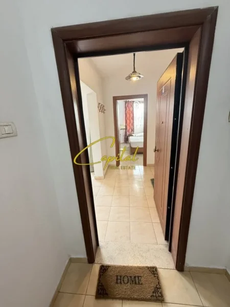 Tirane, jepet me qera apartament 1+1 Kati 9, 75 m² 400 € (YZBERISHT)