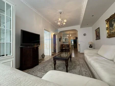 Tirane, jepet me qera apartament 2+1 Kati 2, 100 m² 580 € 