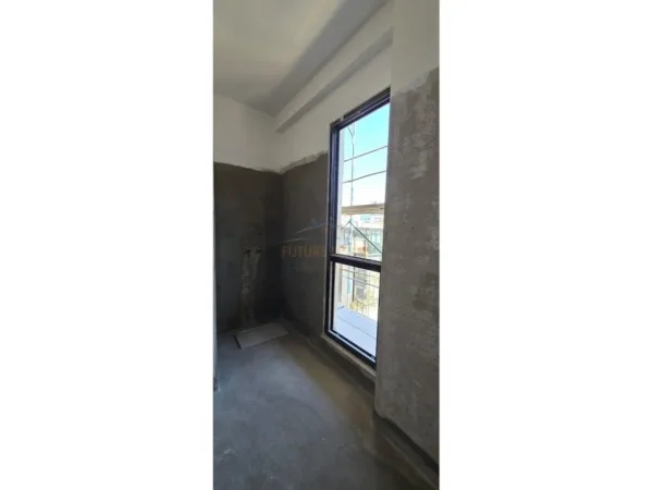 Tirane, shitet apartament 1+1 Kati 2, 70 m² 190.620 € (Kompleksi Square 21)