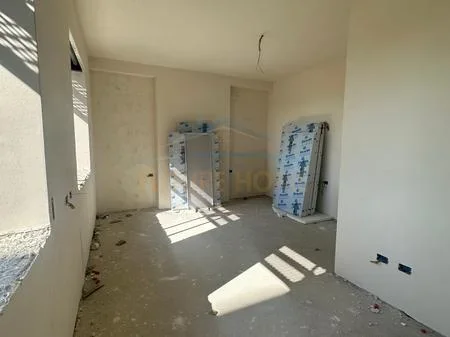 Tirane, shitet apartament 2+1 Kati 3, 113 m² 102.600 € (Paskuqan)