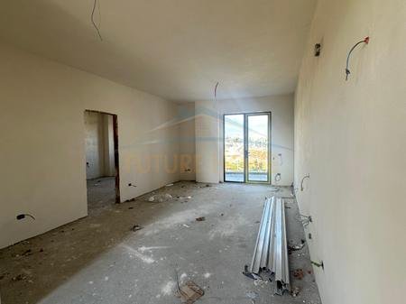 Tirane, shitet apartament 2+1 Kati 3, 113 m² 102.600 € (Paskuqan)