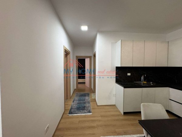Tirane, jepet me qera apartament 2+1+Ballkon Kati 5, 100 m² 800 € (Don Bosko)