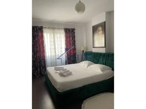 Tirane, shitet apartament 2+1+Ballkon Kati 2, 114 m² 160.000 € 