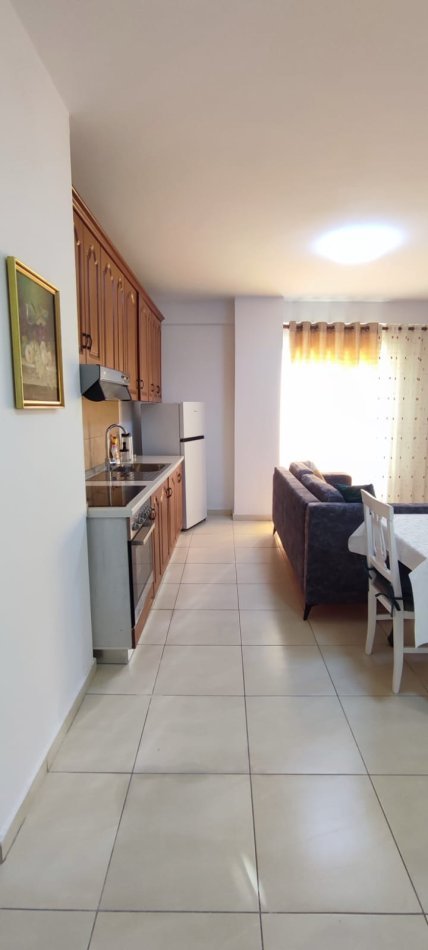 🏡 Me Qera :  1+1 +1 Ballkon 📍Report Tv (Prane Rruges se Kavajes) - Kt.6 || 490€ - S.70m² - Pllt.2013