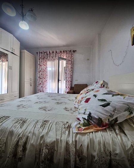 Tirane, jepet me qera apartament 1+1+Aneks+Ballkon Kati 3, 73 m² 550 € (Vasil Shanto)
