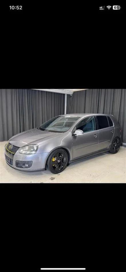 Tirane, shitet makine VW Volkswagen GTI Benzin, gri e erret automatik Klima 313.000 km 5.200 €