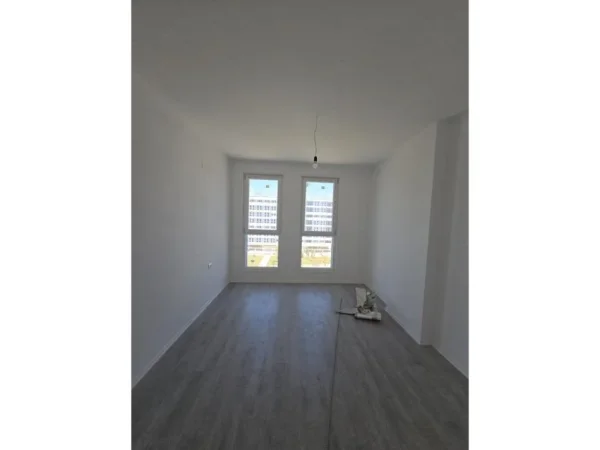 Tirane, shitet apartament 1+1+POST PARKIMI Kati 5, 61 m² 85.000 € (UNIVERS CITY QTU)