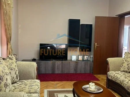 Tirane, shitet apartament 2+1+2+Aneks Kati 4, 94 m² 195.000 € (Myslym Shyri)