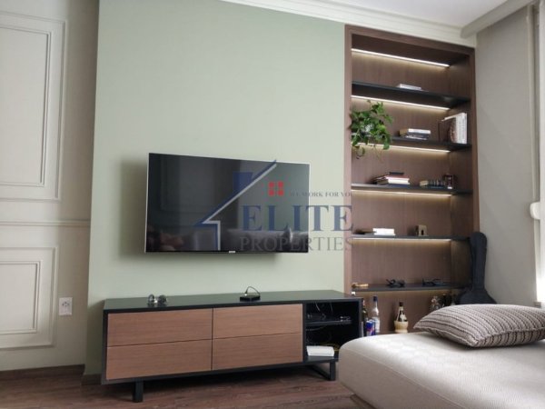 Tirane, jepet me qera apartament 2+1+Ballkon Kati 2, 110 m² 1.100 € (Myslym Shyri)