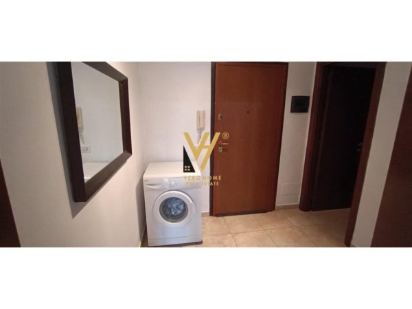 Tirane, jepet me qera apartament Kati 5, 80 m² 500 € (MOZAIKU I TIRANES , 21 DHJETORI)