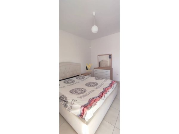 Tirane, jepet me qera apartament 1+1+Aneks+Ballkon Kati 6, 65 m² 500 € (ISH PARKU AUTOBUZAVE)