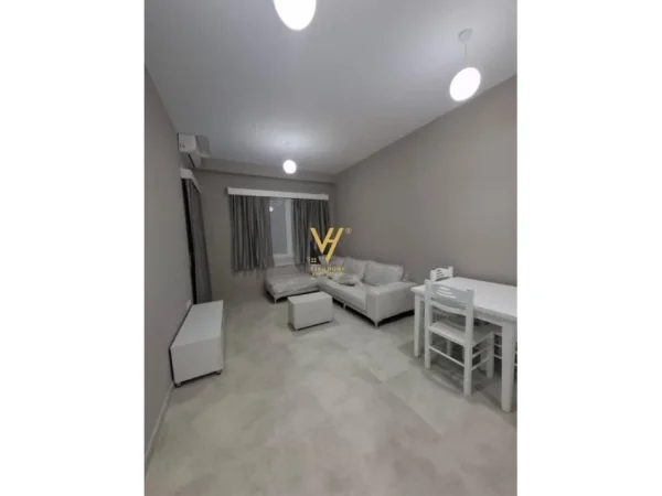 Tirane, jepet me qera apartament 1+1+Aneks+Ballkon Kati 6, 60 m² 600 € (YZBERISHT)