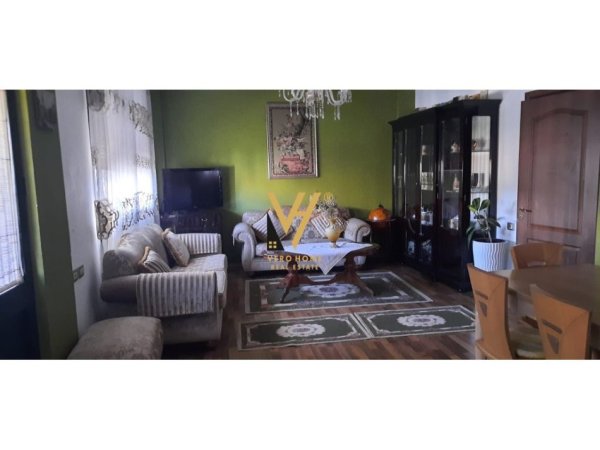 Tirane, jepet me qera Vile 2+1+Aneks+Ballkon Kati 3, 130 m² 500 € (QYTETI I STUDENTIT)