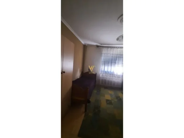 Tirane, jepet me qera Vile 2+1+Aneks+Ballkon Kati 3, 130 m² 500 € (QYTETI I STUDENTIT)