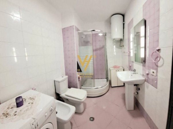 Tirane, jepet me qera apartament 2+1+Aneks+Ballkon Kati 6, 85 m² 600 € (DON BOSKO)