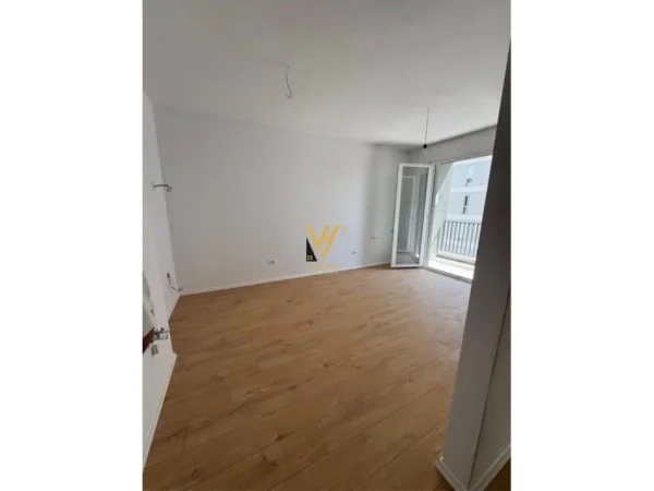 Tirane, shitet apartament 1+1+Aneks+Ballkon Kati 5, 52 m² 72.000 € (QTU , UNIVERS CITY)