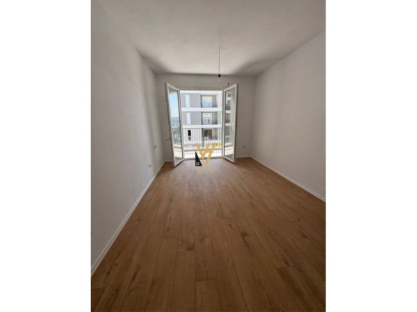 Tirane, shitet apartament 1+1+Aneks+Ballkon Kati 5, 52 m² 72.000 € (QTU , UNIVERS CITY)