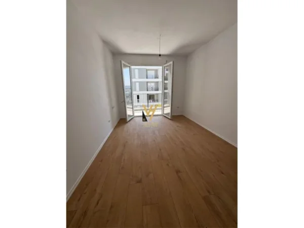 Tirane, shitet apartament 1+1+Aneks+Ballkon Kati 5, 52 m² 72.000 € (QTU , UNIVERS CITY)