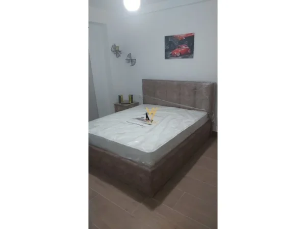 Tirane, jepet me qera apartament 1+1+Aneks+Ballkon Kati 3, 51 m² 500 € (SELITE)