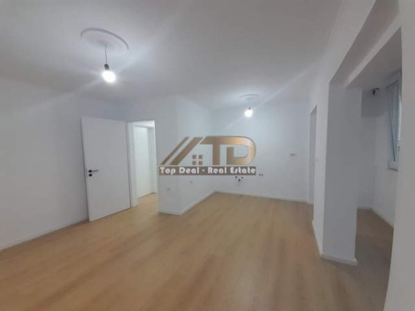 Tirane, shitet apartament 1+1+BLK Kati 4, 53 m² 92.000 Euro (Pazari i Ri)