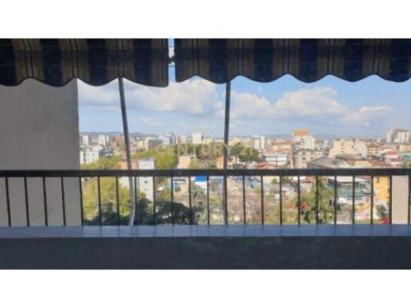 Tirane, jepet me qera apartament 2+1 Kati 5, 135 m² 500 Euro (Zogu i Zi Tirana)