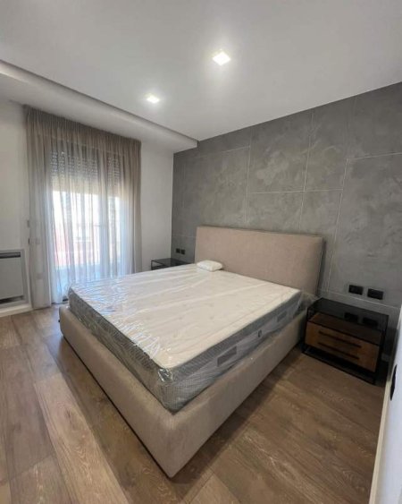 Tirane, jepet me qera apartament 1+1+BLK Kati 3, 70 m² 650 Euro (rruga elbasanit)