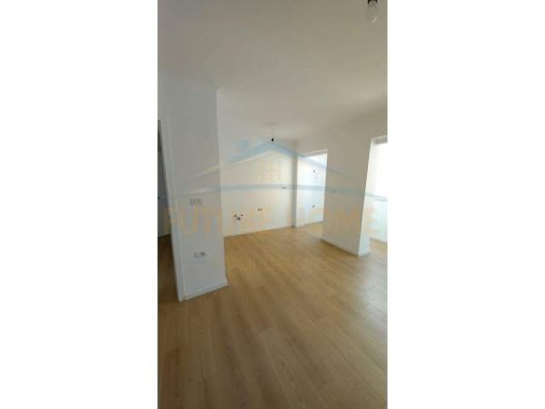 Tirane, shitet apartament 1+1+BLK Kati 4, 43 m² 92.000  (rruga tefta tashko)
