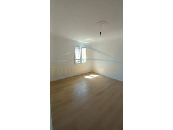 Tirane, shitet apartament 1+1+BLK Kati 4, 43 m² 78.000 Euro (rruga tefta tashko)