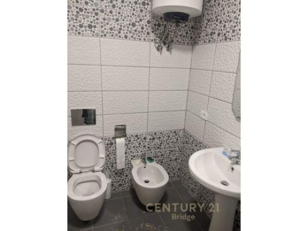 Pogradec, shitet apartament 1+1+BLK Kati 2, 55 m² 42.000 Euro (Tushemisht)