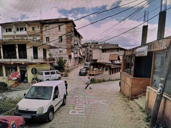 Gjirokaster, shitet apartament 2+1+A+BLK Kati 3, 5.000.000 Leke (LAGJIA 11 JANARI)