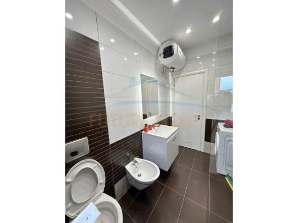Tirane, shitet apartament 1+1 Kati 5, 68 m² 104.000 Euro (Myslym Shyri)