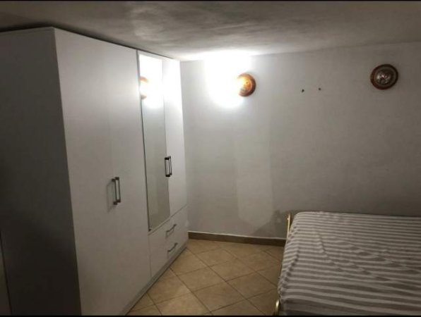 Tirane, jepet me qera 1+1 150 Euro