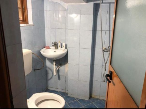 Tirane, jepet me qera 1+1 150 Euro