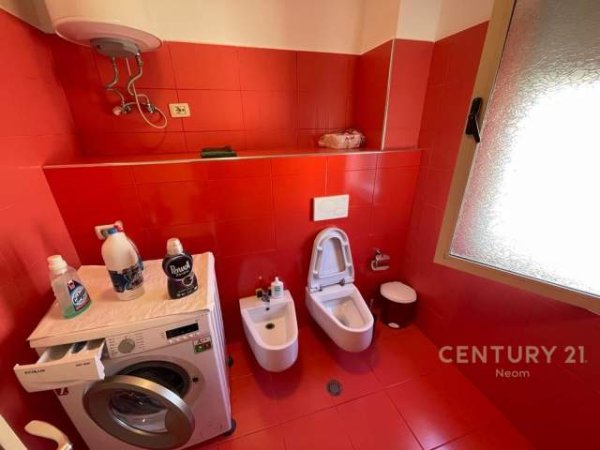 Tirane, jepet me qera apartament 2+1+BLK Kati 2, 85 m² 620 Euro (Liqeni i Thate)