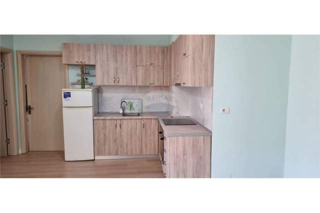 Tirane, jepet me qera apartament 2+1+A+BLK Kati 4, 90 m² 350 Euro (Qesarake)