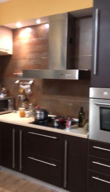 Tirane, jepet me qera apartament 2+1+BLK Kati 1, 94 m² 550 Euro (Kopeshti Zoologjik)