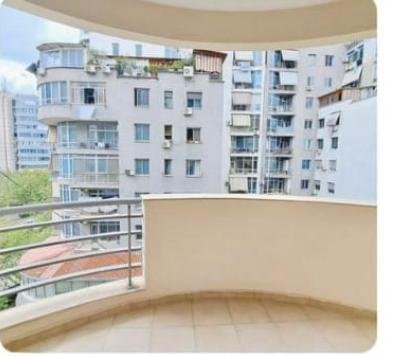 Tirane, jepet me qera apartament 2+1+BLK Kati 6, 104 m² 550 Euro (ish Parku i Autubuzave)