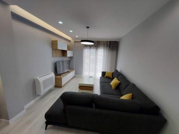 Tirane, jepet me qera apartament 2+1+A+BLK Kati 8, 108 m² 750 Euro (Shkolla e Baletit)