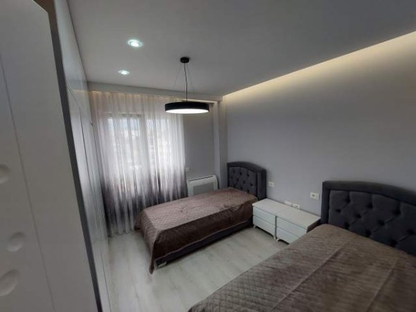 Tirane, jepet me qera apartament 2+1+A+BLK Kati 8, 108 m² 750 Euro (Shkolla e Baletit)